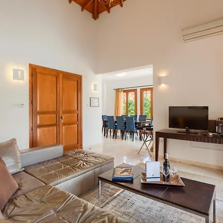 Aphrodite Hills Superior Villas Superior 0383 Air Conditioning 3 Bedrooms Villa *