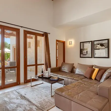 Villa Aphrodite Hills Superior Villas Superior 0383 Air Conditioning 3 Bedrooms *