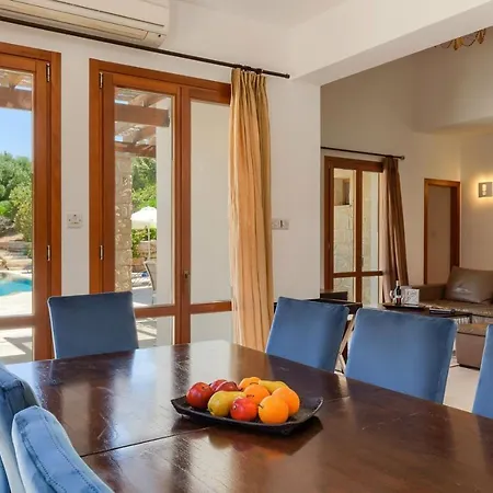 Aphrodite Hills Superior Villas Superior 0383 Air Conditioning 3 Bedrooms Πάφος