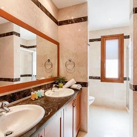 Aphrodite Hills Superior Villas Superior 0383 Air Conditioning 3 Bedrooms