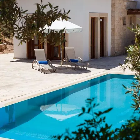 Aphrodite Hills Superior Villas Superior 0383 Air Conditioning 3 Bedrooms Villa Paphos